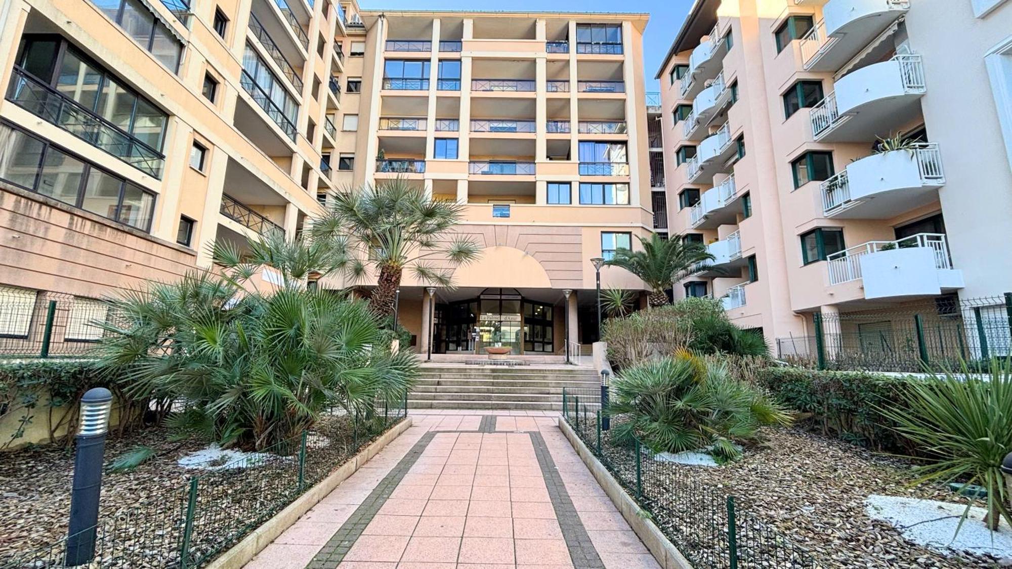 Appartement 556, Vue Mer Et Piscine By Palmazur Vacances คานส์ ภายนอก รูปภาพ